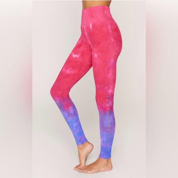 Spiritual Gangster Pants - Spiritual Gangster $118 hombre leggings. Purple & pink. M/L. Tie dye. Like new